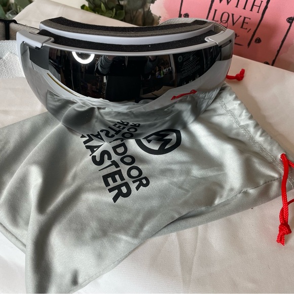 Outdoor Master Snowski Goggles. - Picture 10 of 11